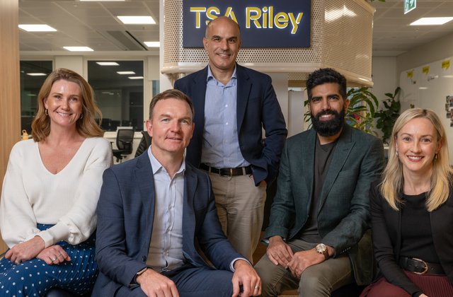 Andrew Gauci: Drawn to the Bigger Picture thumbnail