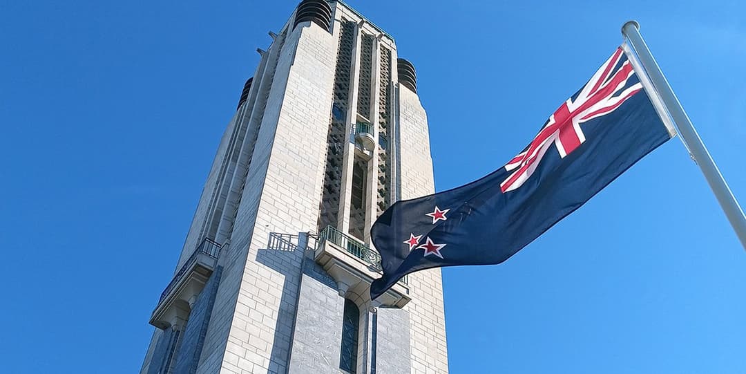 Carillon with flag_scaled thumbnail